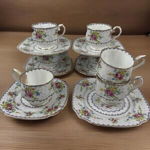 Set of 13 Pieces Royal Albert Petit Point Bone Tea Cup Saucer Bread Plate Q705
